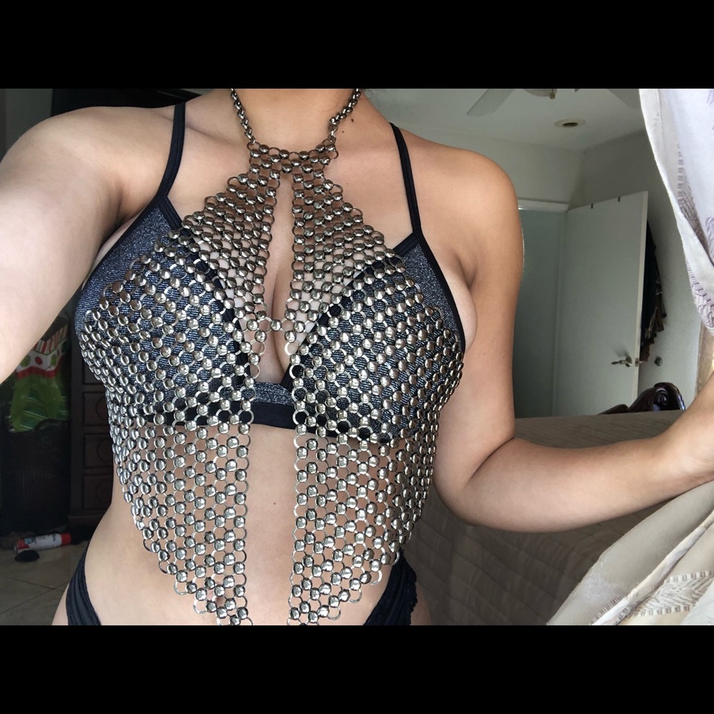 RAVE TOP